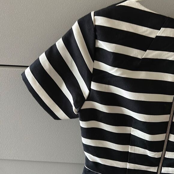 H&M Black and White Striped Dress Size 4 - Picture 5 of 11